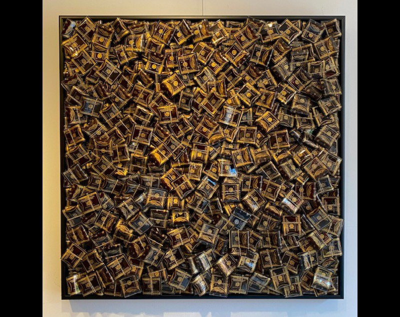 ghost moneywall black 800x635 ghost moneywall black 800x635